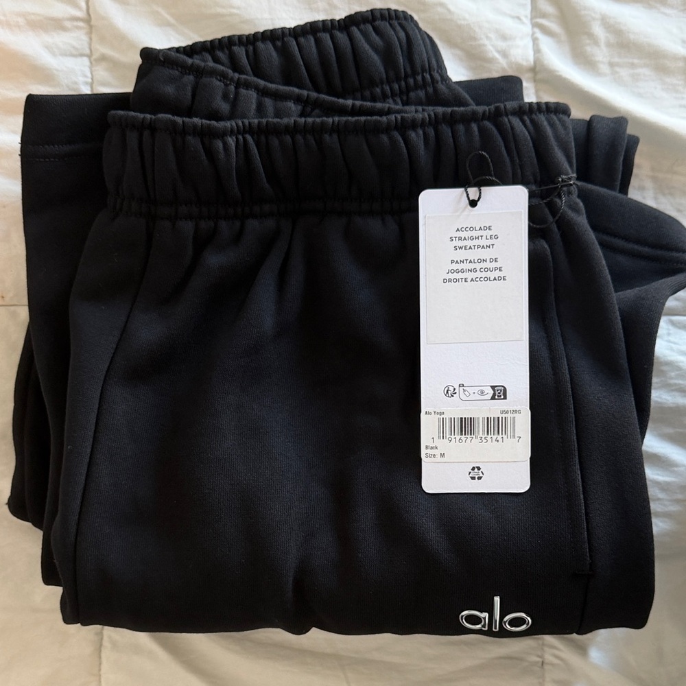 ALO Yoga Black Joggers